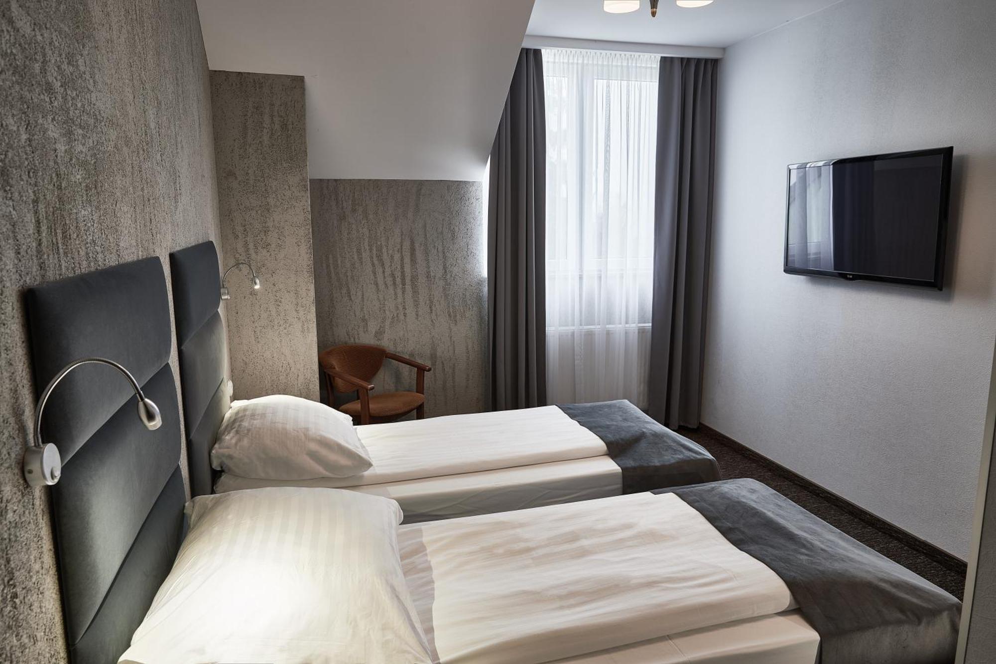 Hotel Baranowski Słubice Exteriör bild